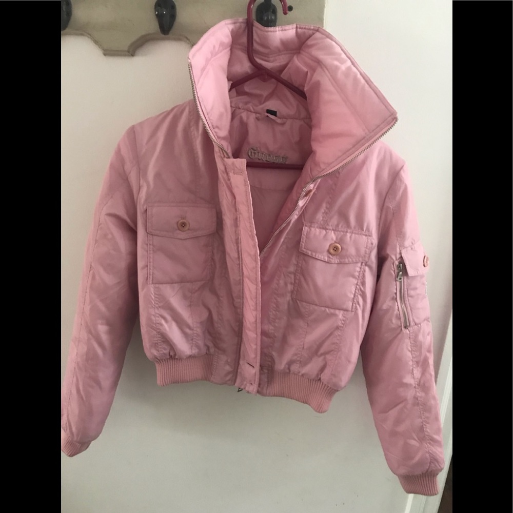 Guess puffer